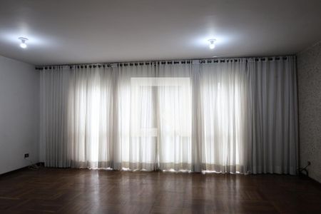 Casa à venda com 4 quartos, 418m² em Cidade Dutra, São Paulo