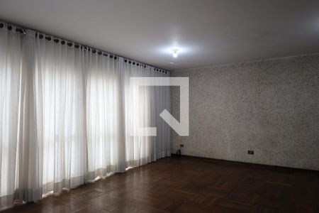 Casa à venda com 4 quartos, 418m² em Cidade Dutra, São Paulo