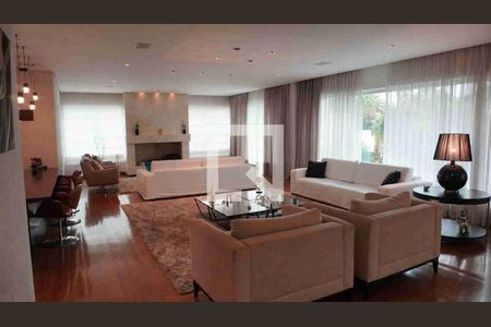 Sala de estar de casa de condomínio à venda com 3 quartos, 950m² em Residencial Seis (alphaville), Santana de Parnaíba