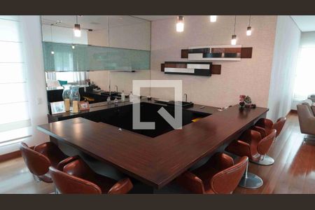 Bar de casa de condomínio à venda com 3 quartos, 950m² em Residencial Seis (alphaville), Santana de Parnaíba