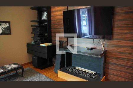 Cinema de casa de condomínio à venda com 3 quartos, 950m² em Residencial Seis (alphaville), Santana de Parnaíba