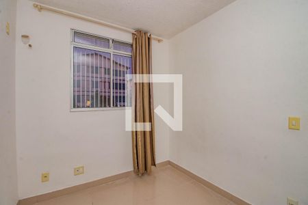 Quarto 2 de apartamento para alugar com 2 quartos, 50m² em Jardim Dona Leopoldina, Porto Alegre