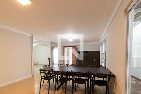 Sala de casa à venda com 4 quartos, 290m² em Santa Quiteria, Curitiba