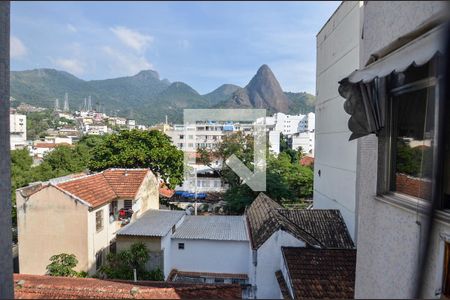 Quarto 1 de apartamento para alugar com 2 quartos, 62m² em Grajaú, Rio de Janeiro