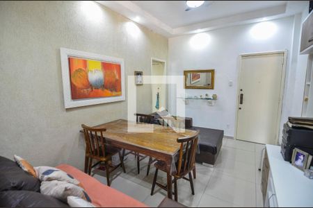Sala de apartamento para alugar com 2 quartos, 62m² em Grajaú, Rio de Janeiro