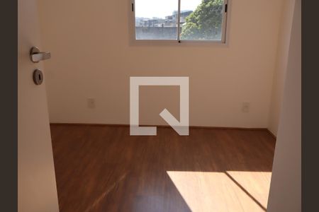Quarto 1 de apartamento para alugar com 2 quartos, 44m² em Parque Sao Rafael, São Paulo