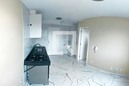 Sala/Cozinha de apartamento à venda com 1 quarto, 24m² em Vila Nova das Belezas, São Paulo