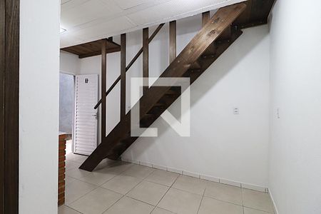 Sala/Cozinha de casa para alugar com 1 quarto, 28m² em Mário Quintana, Porto Alegre