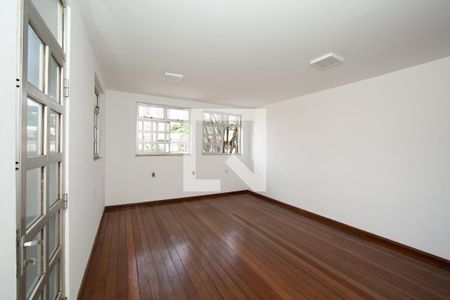 quarto 2 de casa à venda com 6 quartos, 431m² em Minas Brasil, Belo Horizonte