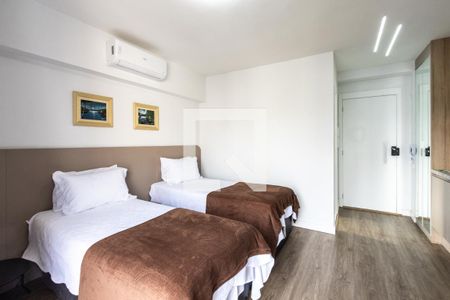 Quarto de kitnet/studio para alugar com 1 quarto, 30m² em Água Branca, São Paulo