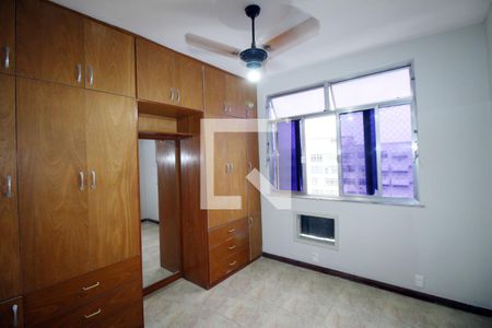 Quarto 2 de apartamento para alugar com 3 quartos, 70m² em Olaria, Rio de Janeiro