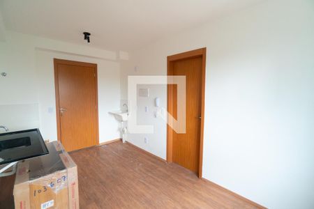 Sala/Cozinha de apartamento para alugar com 1 quarto, 27m² em Jardim Oriental, São Paulo