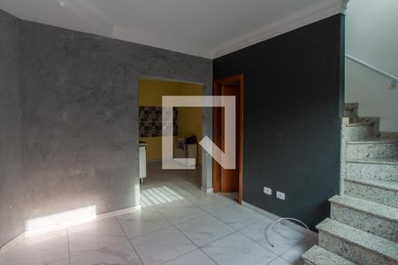 Sala de casa de condomínio para alugar com 2 quartos, 41m² em Vila Mazzei, São Paulo