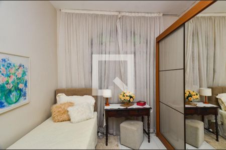 Quarto 1 de casa para alugar com 4 quartos, 353m² em Renascença, Belo Horizonte