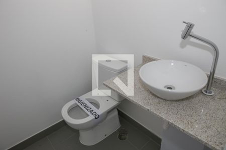 Lavabo de apartamento à venda com 3 quartos, 136m² em Água Branca, São Paulo