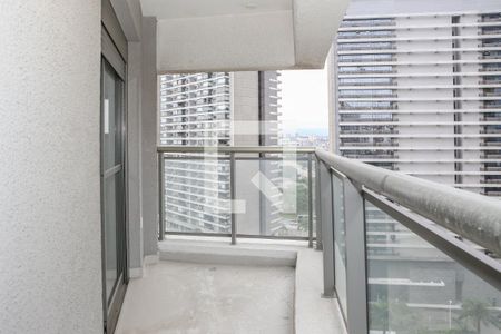 Sacada de apartamento à venda com 3 quartos, 136m² em Água Branca, São Paulo