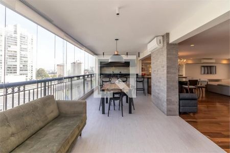 Apartamento à venda com 3 quartos, 315m² em Santo Amaro, São Paulo