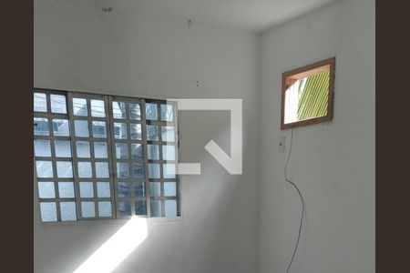 Sala de casa para alugar com 3 quartos, 241m² em Campo Grande, Rio de Janeiro