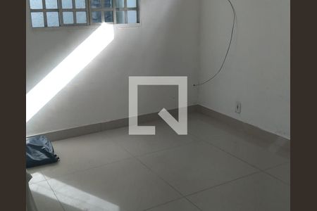 Sala de casa para alugar com 3 quartos, 241m² em Campo Grande, Rio de Janeiro
