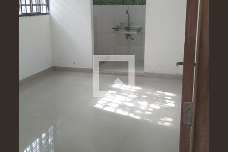 Sala de casa para alugar com 3 quartos, 241m² em Campo Grande, Rio de Janeiro