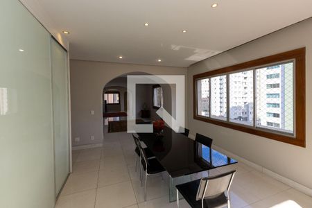 Sala 2 de apartamento à venda com 5 quartos, 561m² em Santo Antônio, Belo Horizonte