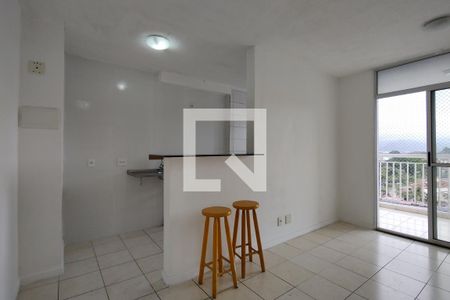 Sala de apartamento para alugar com 2 quartos, 52m² em Anil, Rio de Janeiro