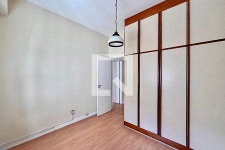 Quarto 1 de apartamento para alugar com 2 quartos, 86m² em Copacabana, Rio de Janeiro