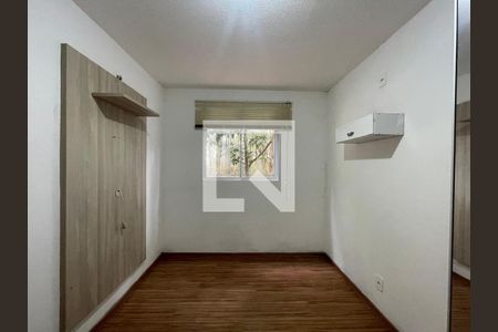 Quarto de apartamento para alugar com 2 quartos, 46m² em Feitoria, São Leopoldo