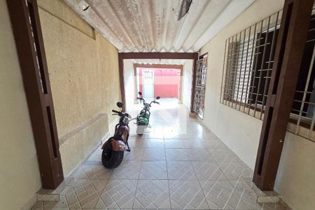 Garagem de casa para alugar com 3 quartos, 249m² em Cidade Ocian, Praia Grande