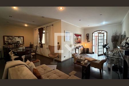 Casa à venda com 5 quartos, 250m² em Mooca, São Paulo