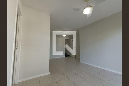 SALA de apartamento para alugar com 2 quartos, 77m² em Granja dos Cavaleiros, Macaé