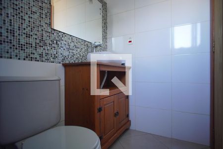 Banheiro da Suíte de apartamento para alugar com 3 quartos, 82m² em Cristo Redentor, Porto Alegre