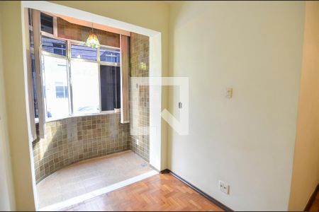 Sala de apartamento à venda com 2 quartos, 78m² em Grajaú, Rio de Janeiro