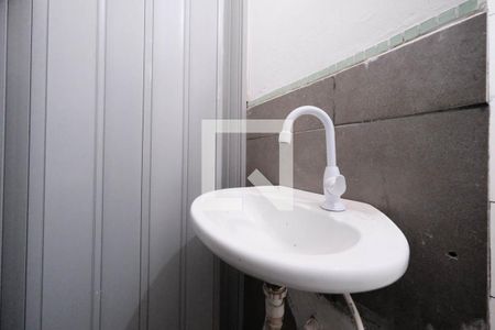 Banheiro de casa para alugar com 1 quarto, 49m² em Jardim Matarazzo, São Paulo