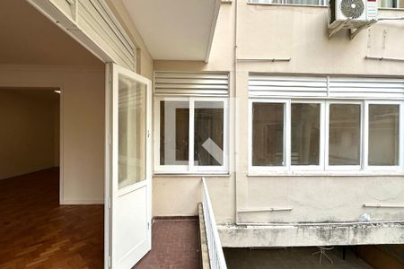 Apartamento para alugar com 3 quartos, 117m² em Copacabana, Rio de Janeiro
