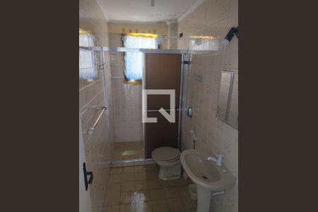 Banheiro  de apartamento para alugar com 2 quartos, 84m² em Vila Caiçara, Praia Grande