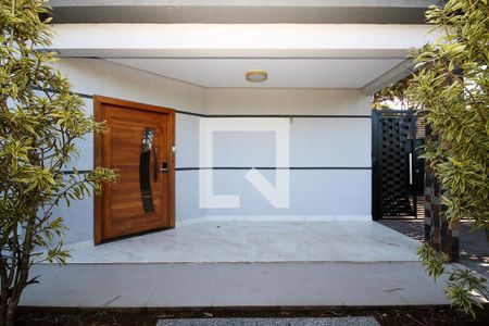 Entrada de casa de condomínio para alugar com 4 quartos, 750m² em Vila de Sao Fernando, Cotia