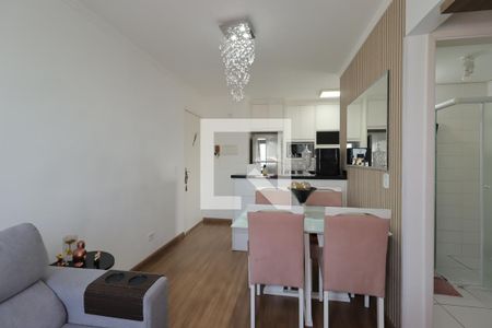 Sala de apartamento à venda com 2 quartos, 50m² em Parque Industriario, Santo André