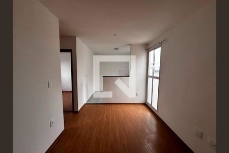 Sala de apartamento para alugar com 2 quartos, 45m² em Jansen, Gravataí