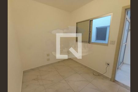 Casa à venda com 4 quartos, 250m² em Jardim Sabara, São Paulo