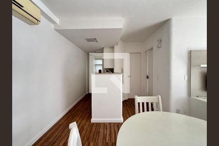 Sala de apartamento à venda com 1 quarto, 33m² em Vila Nova Conceição, São Paulo