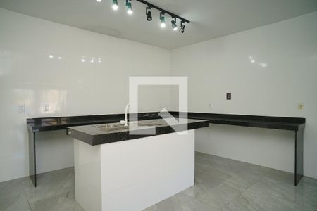 Cozinha de casa de condomínio para alugar com 2 quartos, 129m² em Ponta Grossa, Maricá