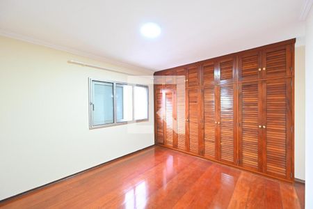 Suíte de apartamento à venda com 4 quartos, 168m² em Vila Monte Alegre, São Paulo