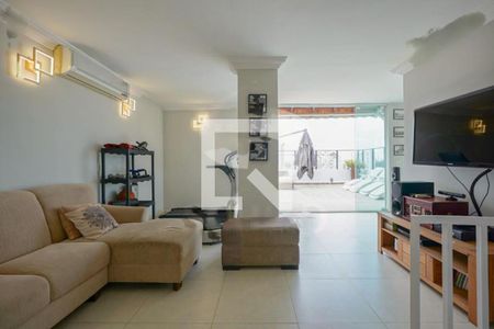 Apartamento à venda com 3 quartos, 227m² em Vila Sofia, São Paulo