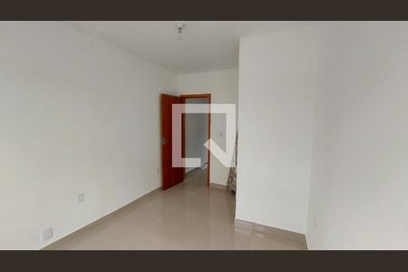 Quarto 1 de casa de condomínio para alugar com 2 quartos, 67m² em Cabuçu, Nova Iguaçu