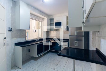 Cozinha de casa para alugar com 3 quartos, 150m² em Jardim Avelino, São Paulo