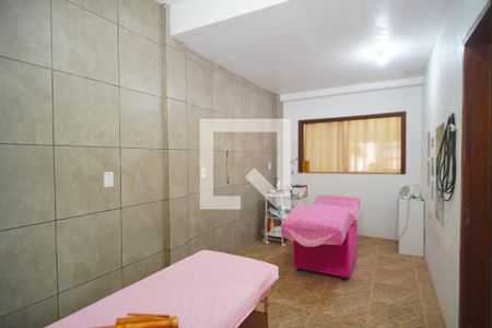 Quarto 1 de casa para alugar com 4 quartos, 240m² em Santa Rosa de Lima, Porto Alegre