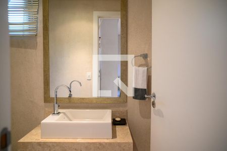 Lavabo de apartamento à venda com 2 quartos, 120m² em Jardim da Saúde, São Paulo