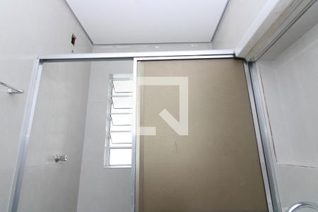 Banheiro de casa para alugar com 2 quartos, 79m² em Vila Sao Geraldo, São Paulo