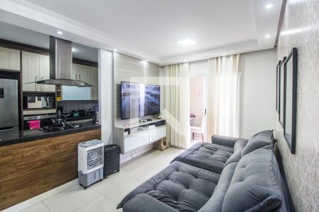 Sala  de apartamento à venda com 2 quartos, 72m² em Jardim Tupanci, Barueri